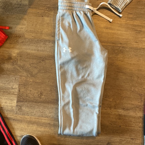 Nike pants, adidas pants, Nike shorts, off brand 3 pairs of shorts, under armor - Picture 7 of 9